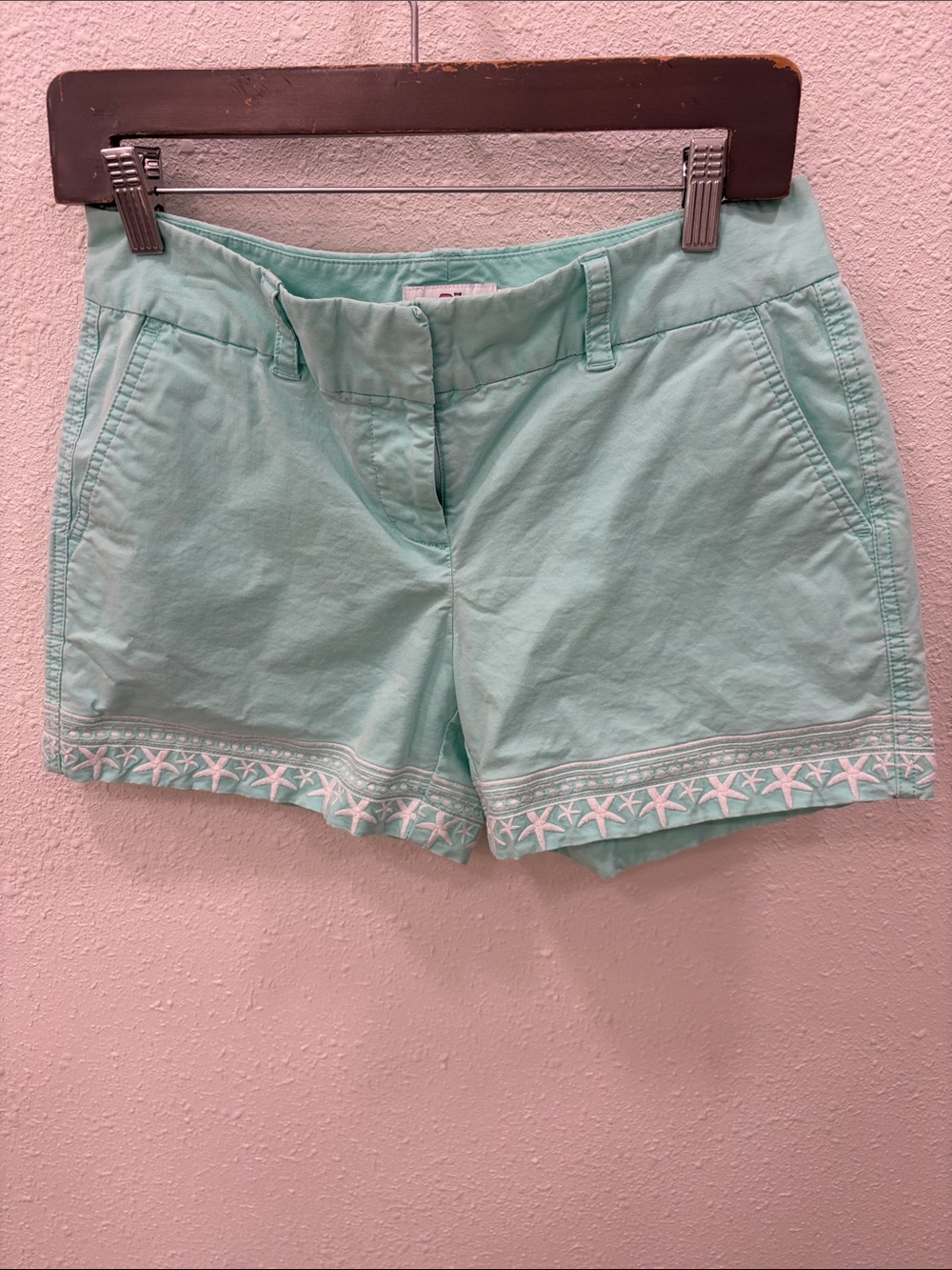 Vineyard Vines Mint Green Embroidered Hem Shorts